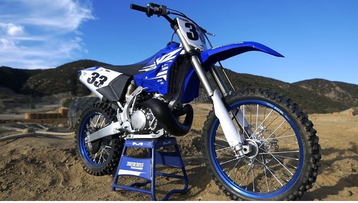 Vídeo Primeiro Teste Yamaha YZ250 2020 2 Tempos - Motocross Action