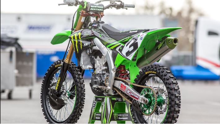 Kawasaki KX450, Motocicleta de competição